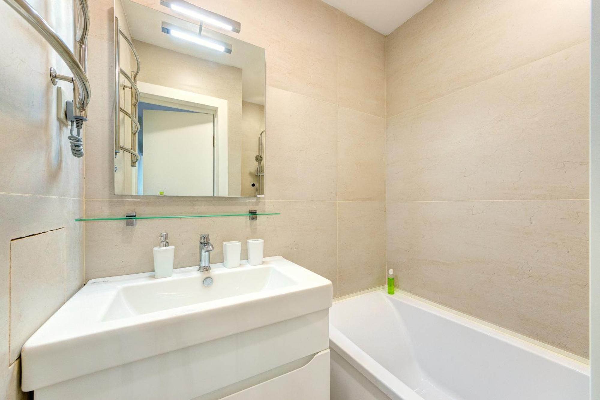 Apartment 2-кімнатні в центрі, м олімпійська